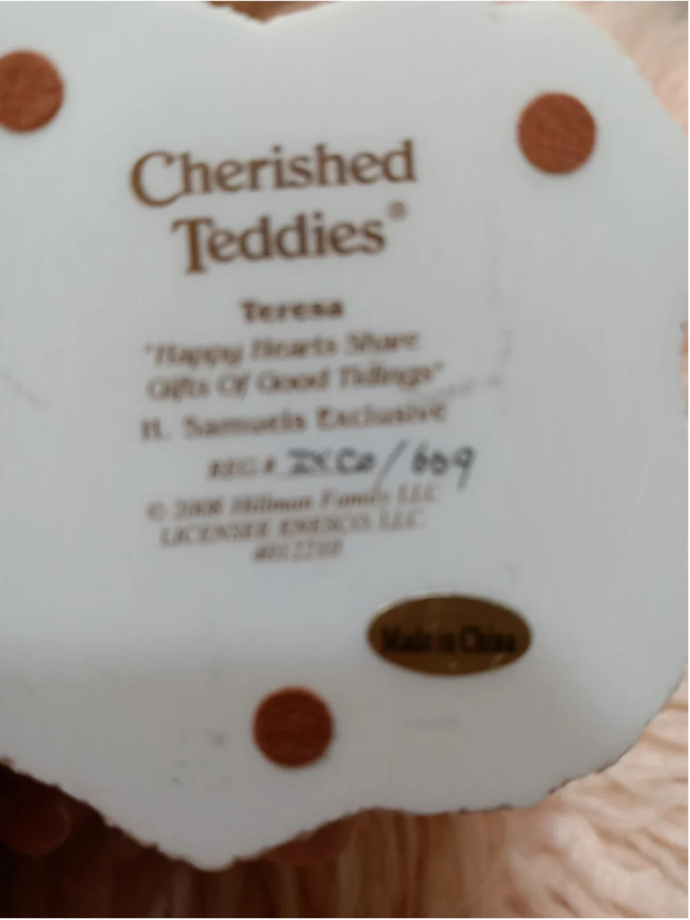 Cherished Teddies Winter Christmas Pink Glitter Coat Holding A Gift Happy Hearts